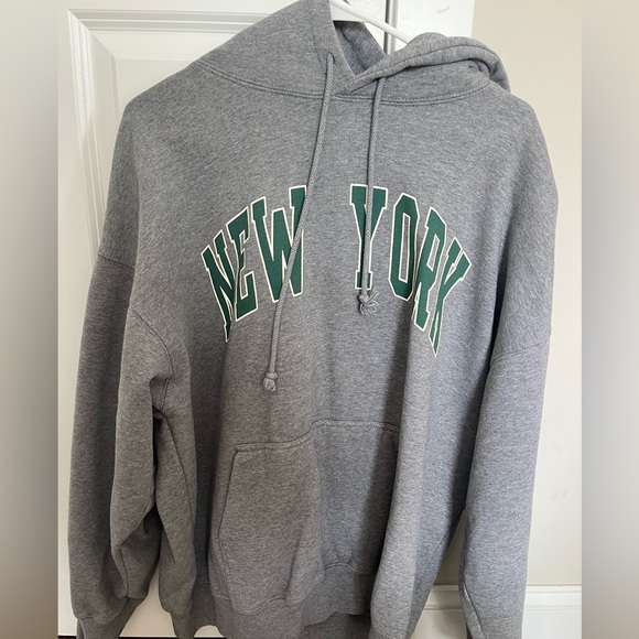 Brandy Melville Sweaters Brandy Melville New York Christy Hoodie